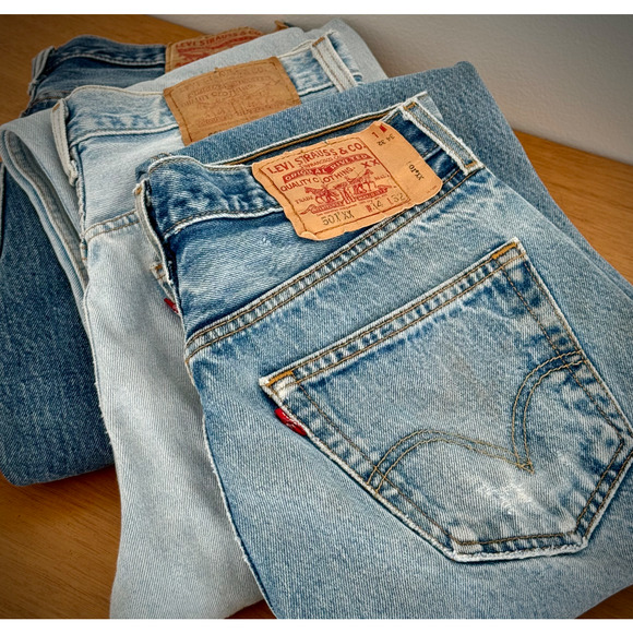 Unisex/Men's Vintage Levi's Jeans 501s - Picture 3 of 5